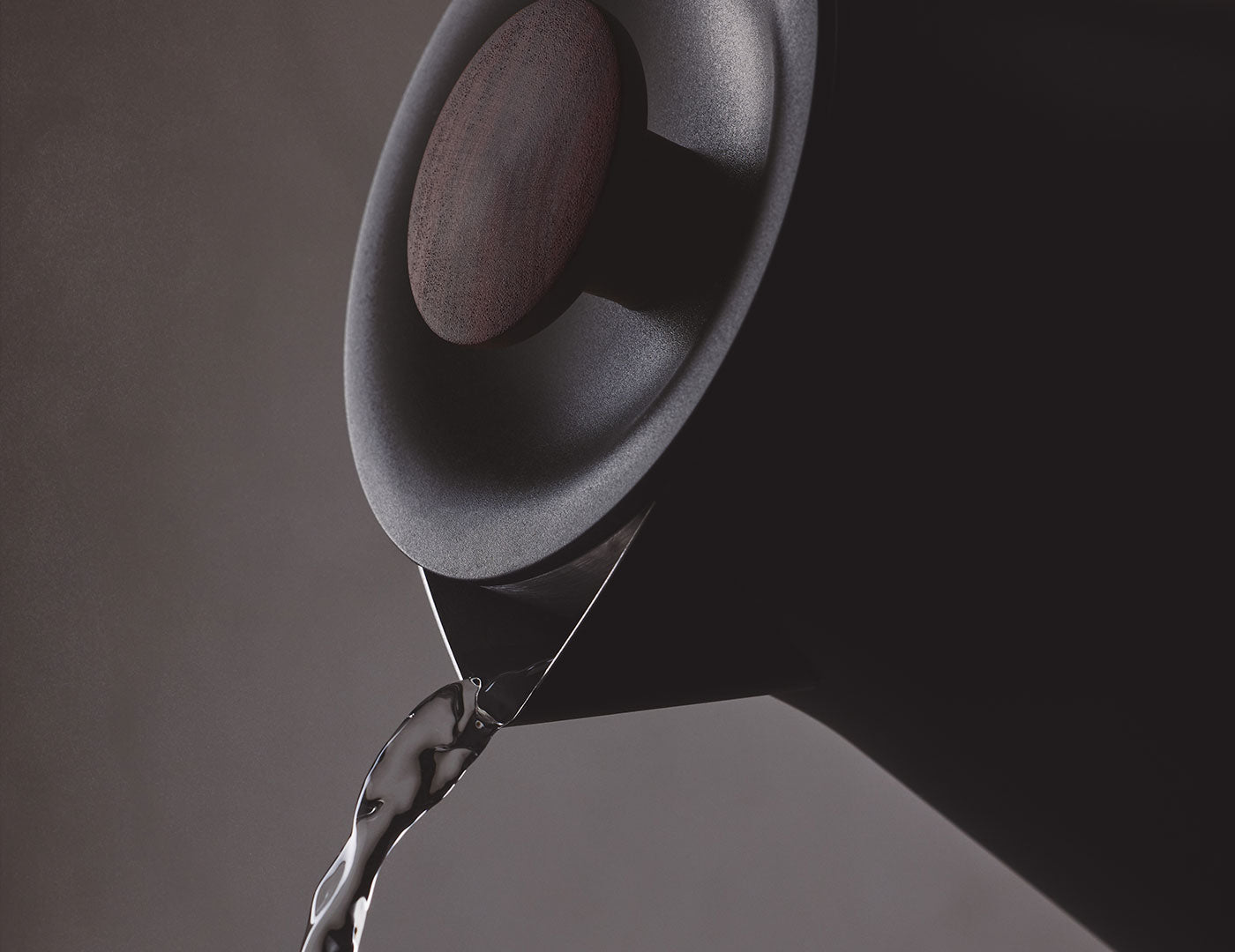 Corvo EKG Pro Electric Kettle - Matte Black